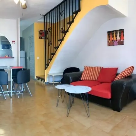 Holiday home Ang38 Roses